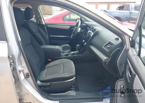 2018 Subaru Outback 2.5I Premium z USA, uszkodzony, nr VIN 4S4BSAFC0J3207249